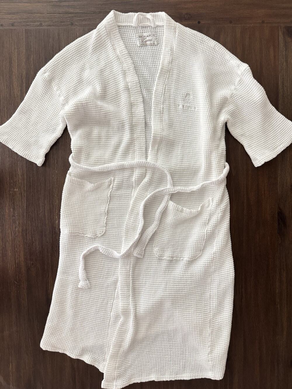 The Ritz-Carlton Waffle Knit Robe Belted White Cotton Spa Lightweight One Size